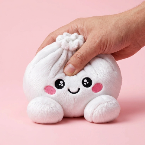 Marshmallow White Dumpling Squishy Plush — slow-rise effect, the foam springs back slowly